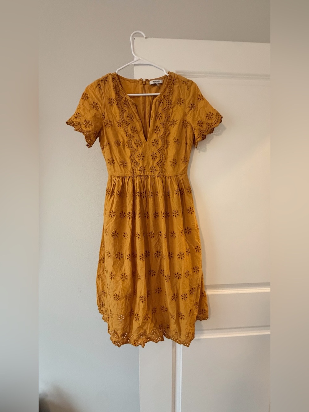 Madewell Mustard Yellow Eyelet Lace Dress V-Neck Short Sleeve Sun Dress Cotton❤️ - Picture 3 of 12